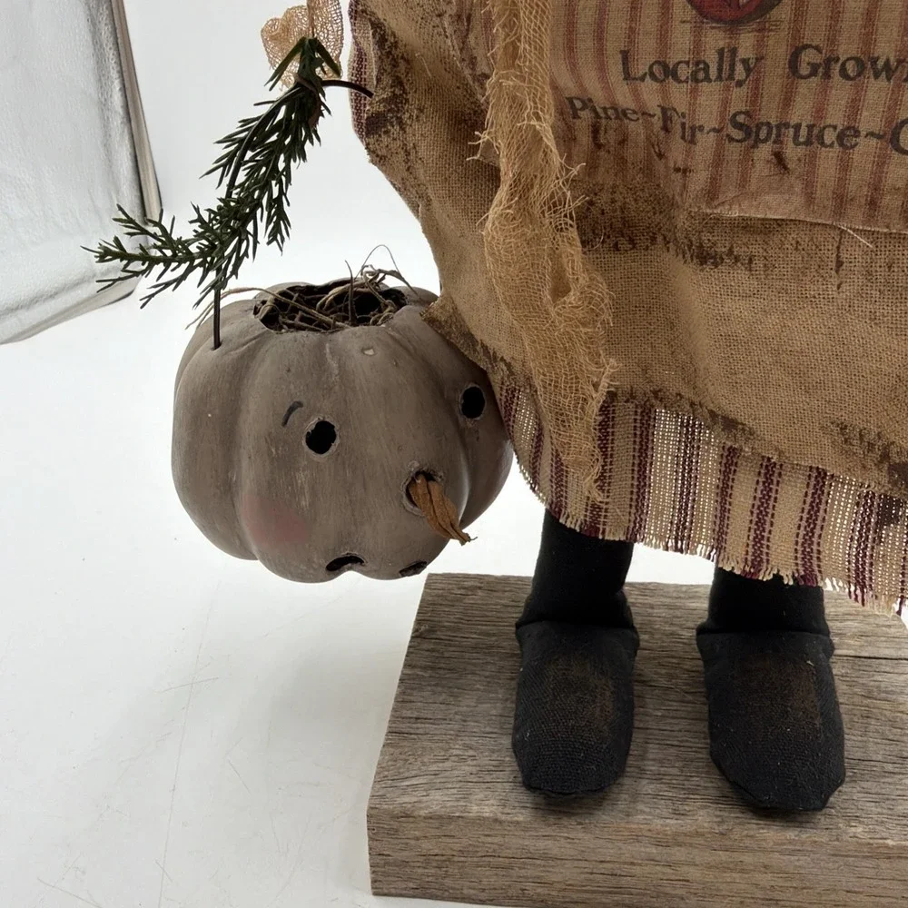 Primitive Folk Art Winter Doll 23
